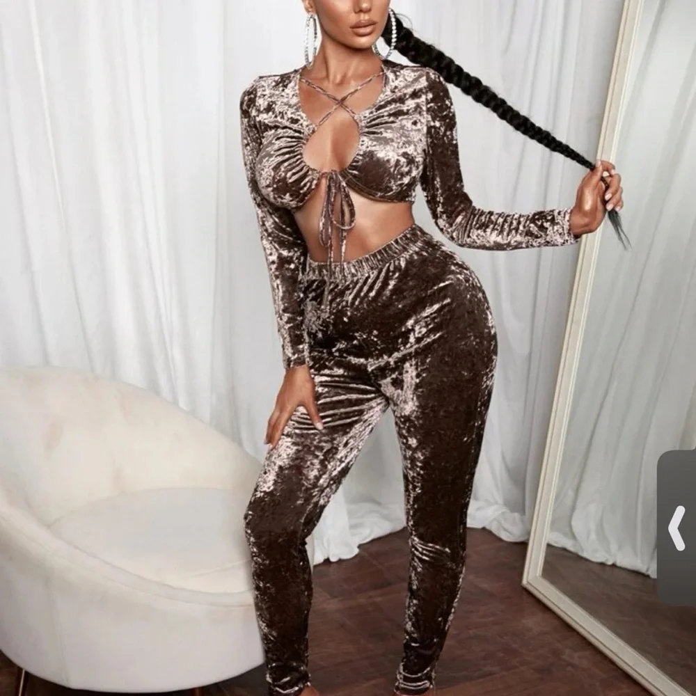 Velvet 2 Piece - Picture 2 of 6